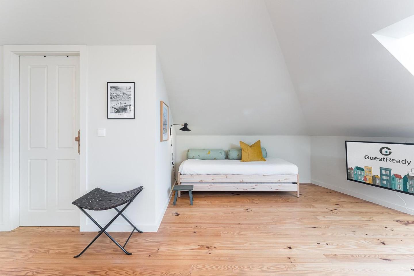 Guestready - Spacious And Modern Apt W/ Skylight Porto Eksteriør bilde