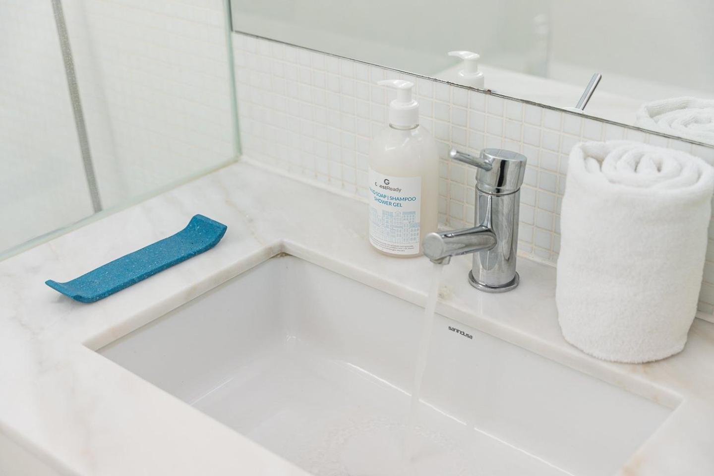 Guestready - Spacious And Modern Apt W/ Skylight Porto Eksteriør bilde
