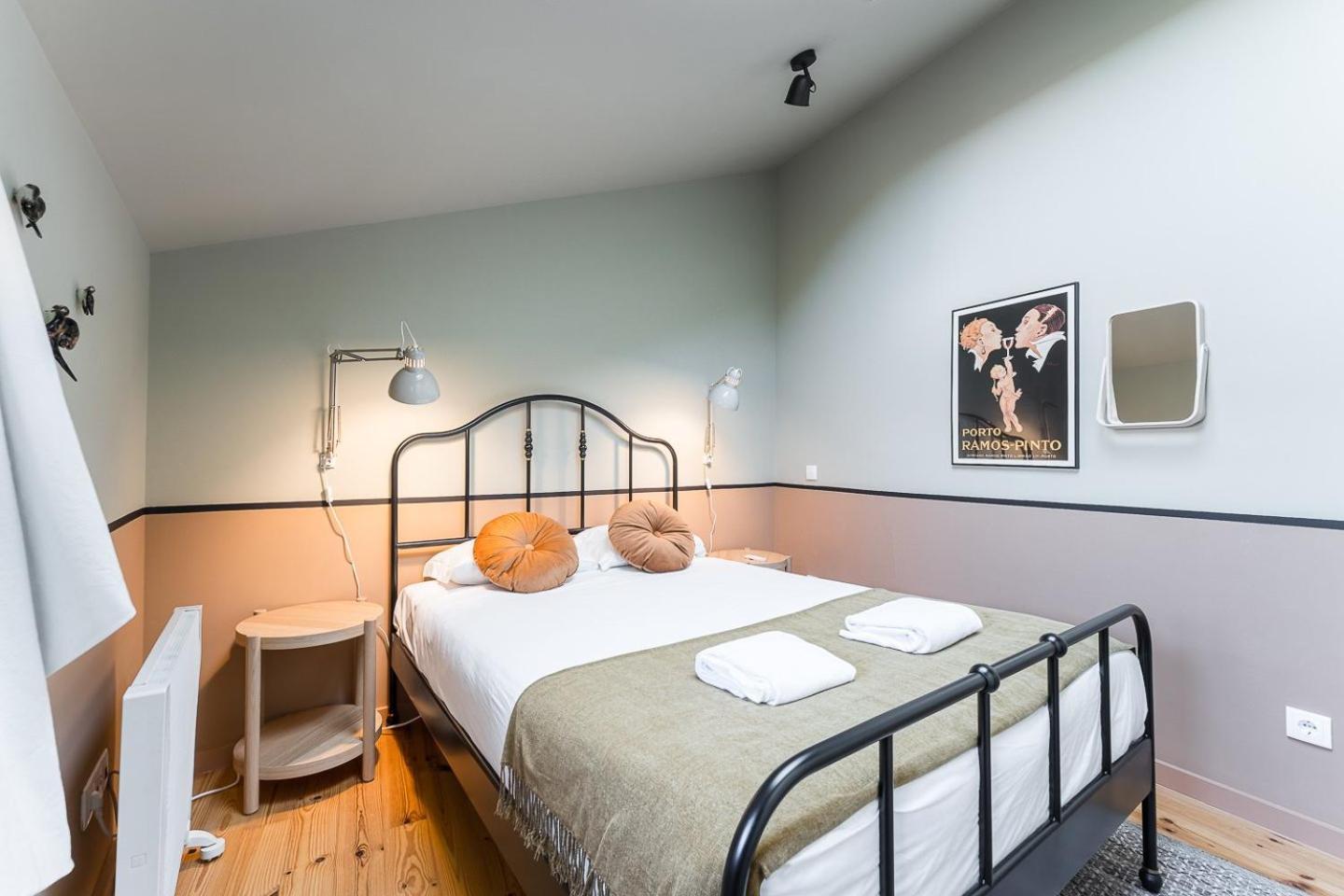 Guestready - Spacious And Modern Apt W/ Skylight Porto Eksteriør bilde