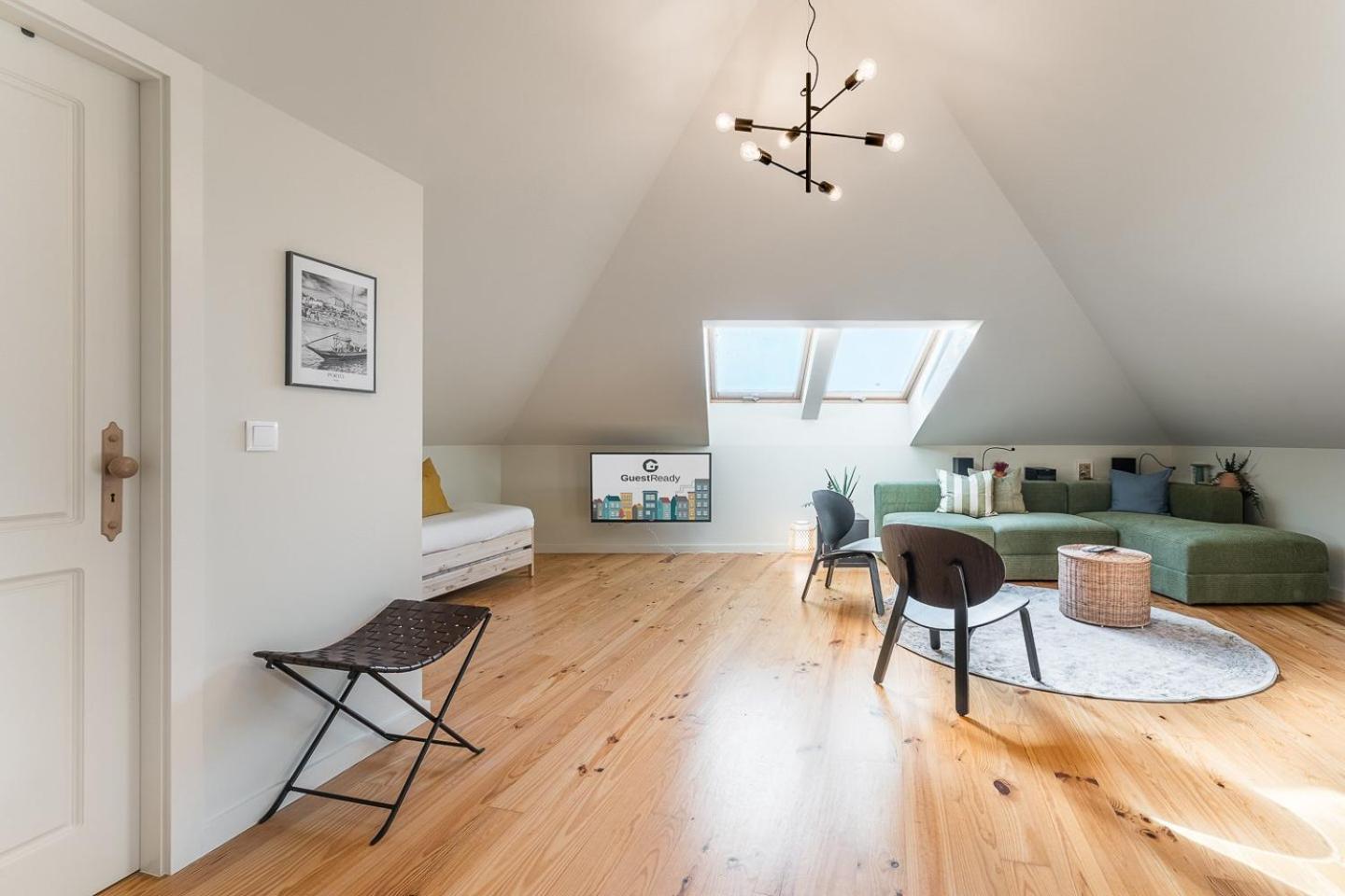 Guestready - Spacious And Modern Apt W/ Skylight Porto Eksteriør bilde